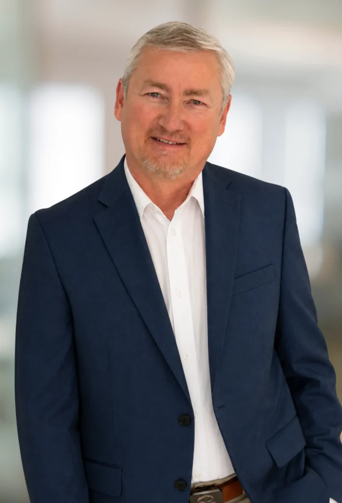 Mike Ammons headshot